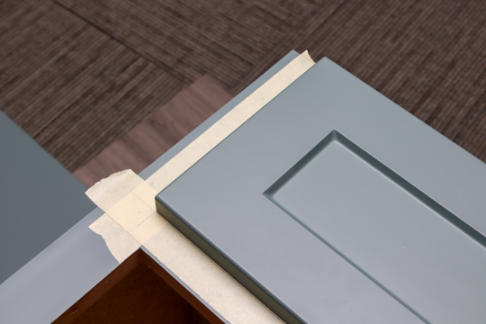 Marking the overlay on painter’s tape